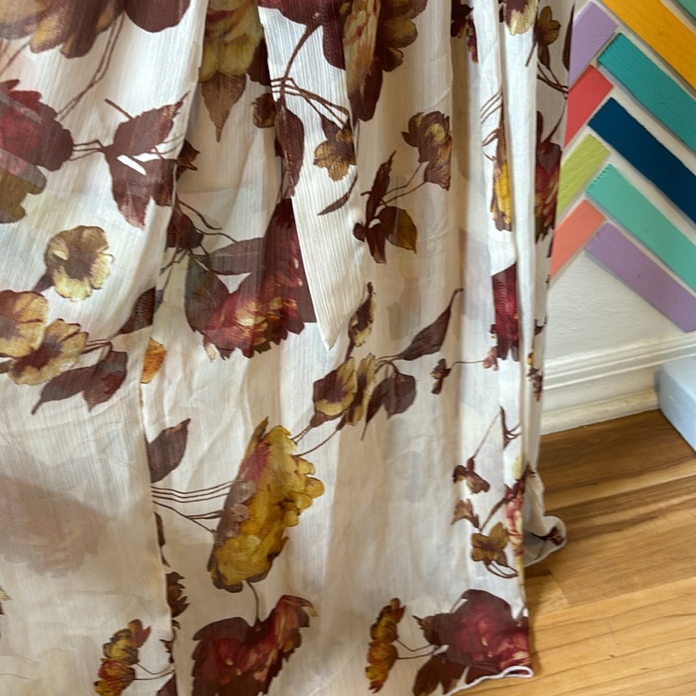 Dress - Picture 4 of 6